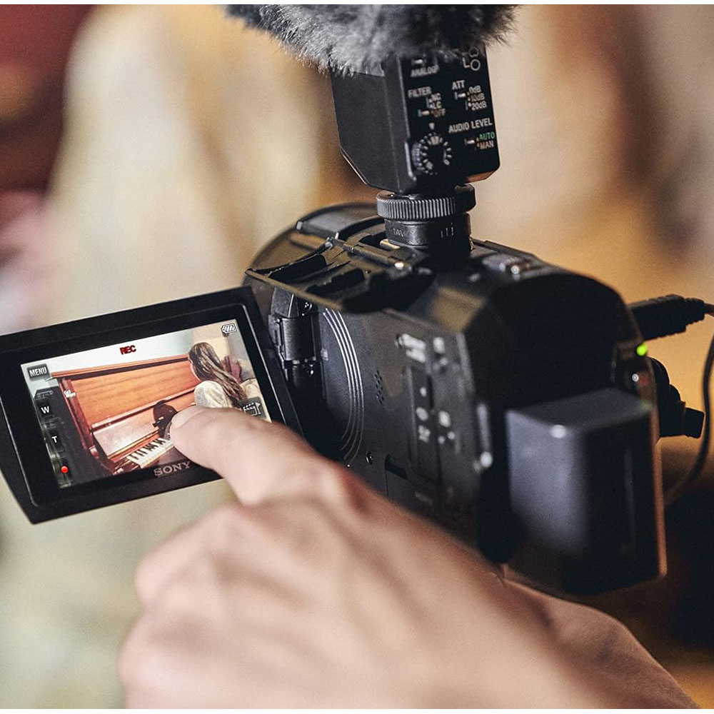 Sony FDR-AX43 | Ultra HD (UHD) 4K Compact Camcorder